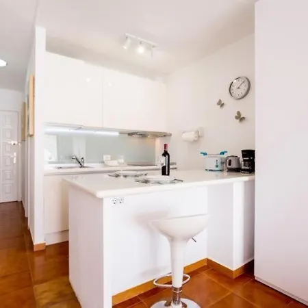 2023 Garden City, Heated Pool! Appartement *